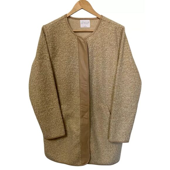 Stylus Sherpa Look Cream/Tan Jacket w/ Faux Leather Trim Size Large - Picture 1 of 12